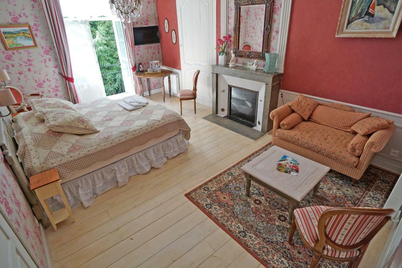 Auberge Des Capucins Hotel ชาร์ติญง-ซัวร์-เเซน ภายนอก รูปภาพ